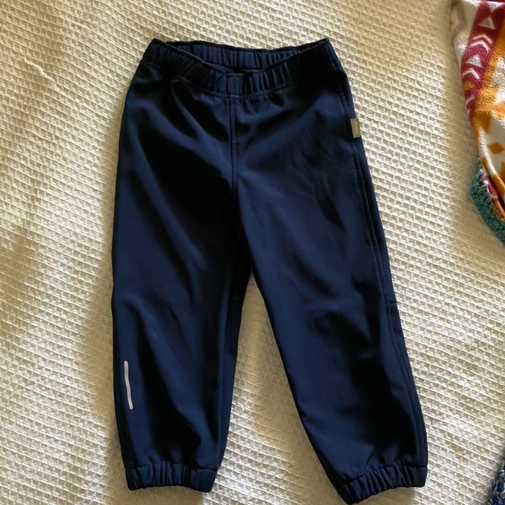 Reima soft shell pant boys/girls size 98 navy blue